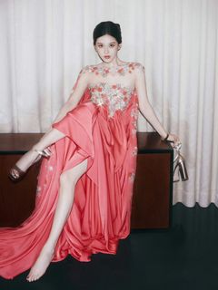 Lusi Zhao feet photo 7