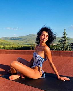 Lusine Hayrapetyan feet photo 14