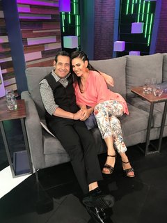 Luz Elena González feet photo thumbnail