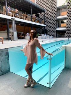 Luz Elena González feet photo thumbnail