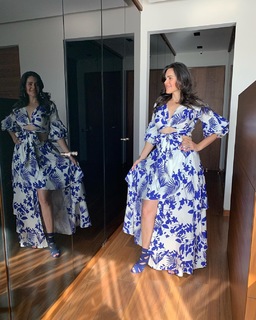 Luz Elena González feet photo thumbnail