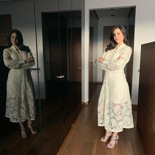 Luz Elena González feet photo thumbnail