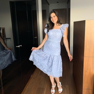 Luz Elena González feet photo thumbnail