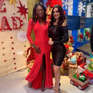 Luz Elena González feet photo thumbnail