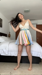 Luz Elena González feet photo thumbnail