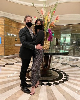 Luz Elena González feet photo thumbnail