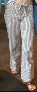 Luz Elena González feet photo thumbnail