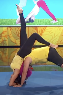 Luz Elena González feet photo thumbnail