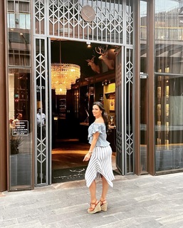 Luz Elena González feet photo thumbnail