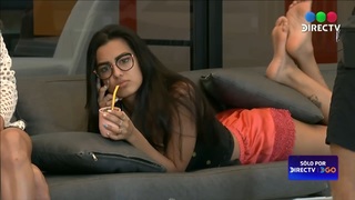 Luz Tito feet photo 1