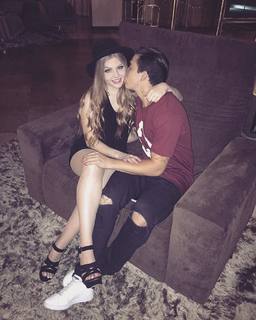 Luísa Sonza feet photo thumbnail