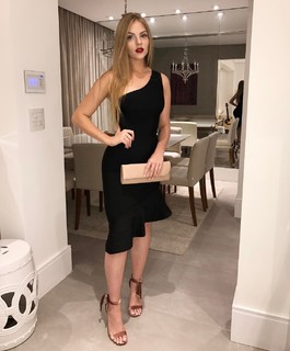 Luísa Sonza feet photo thumbnail