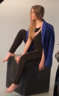 Luísa Sonza feet photo thumbnail