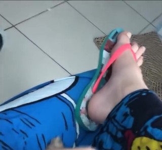 Luísa Sonza feet photo thumbnail