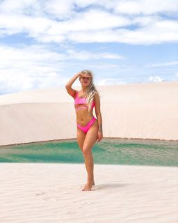 Luísa Sonza feet photo thumbnail