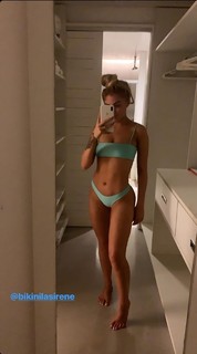 Luísa Sonza feet photo thumbnail