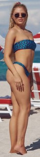 Luísa Sonza feet photo thumbnail