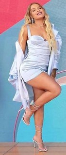 Luísa Sonza feet photo thumbnail