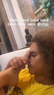 Luísa Sonza feet photo thumbnail