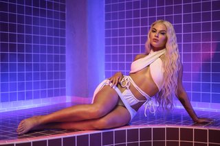 Luísa Sonza feet photo thumbnail