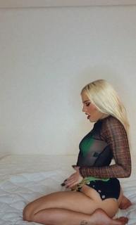 Luísa Sonza feet photo thumbnail