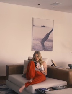 Luísa Sonza feet photo thumbnail