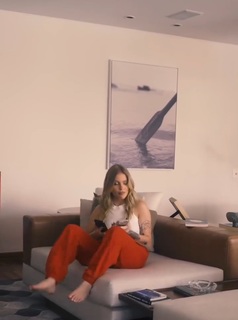 Luísa Sonza feet photo thumbnail