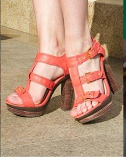 Lyanka Gryu feet photo 9