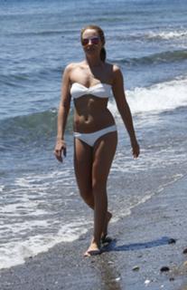Lydia Bright feet photo 3