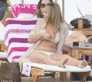 Lydia Bright feet photo 5