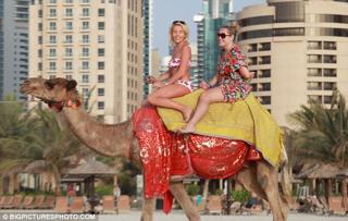 Lydia Bright feet photo 2