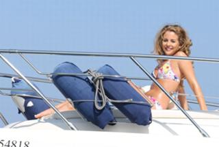 Lydia Bright feet photo 15