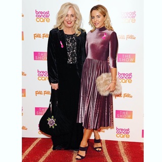 Lydia Bright feet photo 14