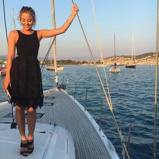 Lydia Bright feet photo 6