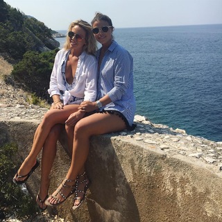 Lydia Bright feet photo 5