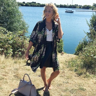 Lydia Bright feet photo 20
