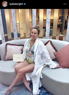 Lydia Bright feet photo 8