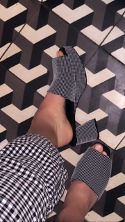 Lydia Night feet photo 1