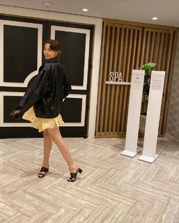 Lydia Night feet photo 7