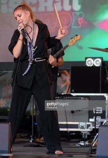Lykke Li feet photo 14