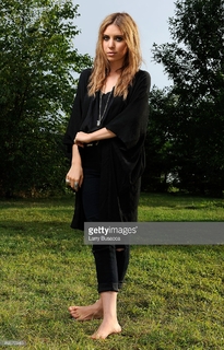 Lykke Li feet photo 9