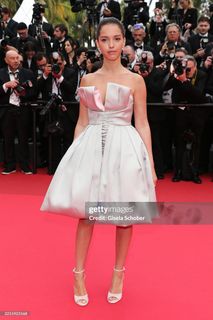 Lyna Khoudri feet photo 19