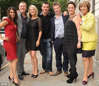 Lynda Bellingham feet photo 9