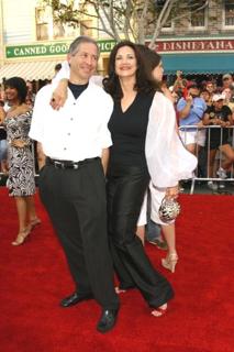 Lynda Carter feet photo thumbnail