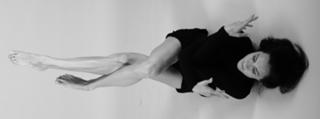 Lynda Carter feet photo thumbnail