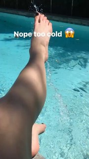 Lyndon Smith feet photo thumbnail