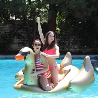 Lyndon Smith feet photo thumbnail