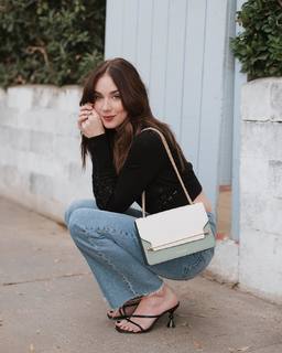 Lyndon Smith feet photo thumbnail