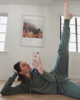 Lyndon Smith feet photo thumbnail