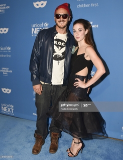 Lyndon Smith feet photo thumbnail